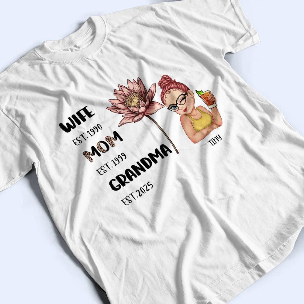 Legend Wife Mom Grandma Birth Month Flower - Personalized T Shirt